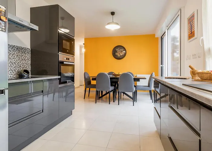 Tatil Evi Maison Familiale Calme, A 5 Km Des Plages, Jardin Clos, Garage, Wifi, Proche Guerande Et La Baule - Fr-1-306-1264 *